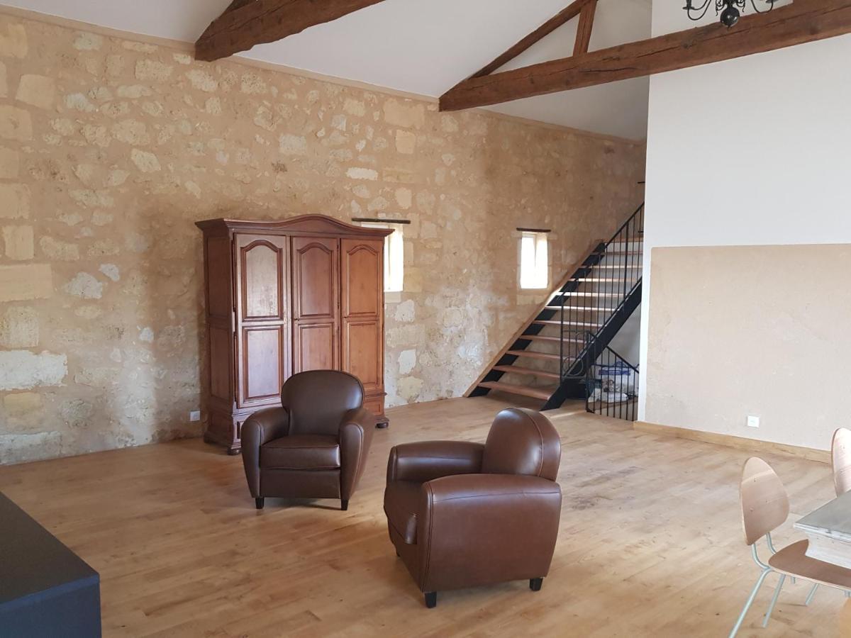Hotel Domaine Du Chauvet Sainte-Eulalie  Esterno foto