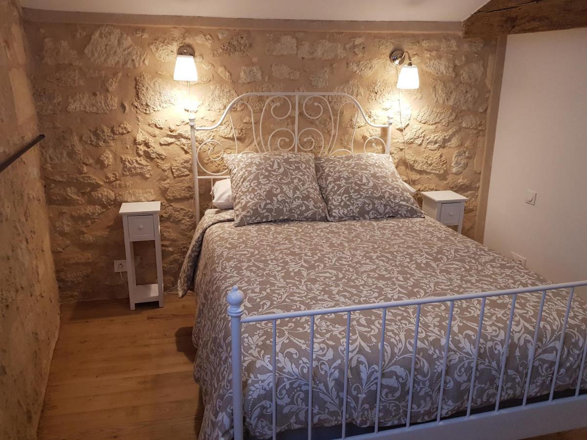 Hotel Domaine Du Chauvet Sainte-Eulalie  Esterno foto