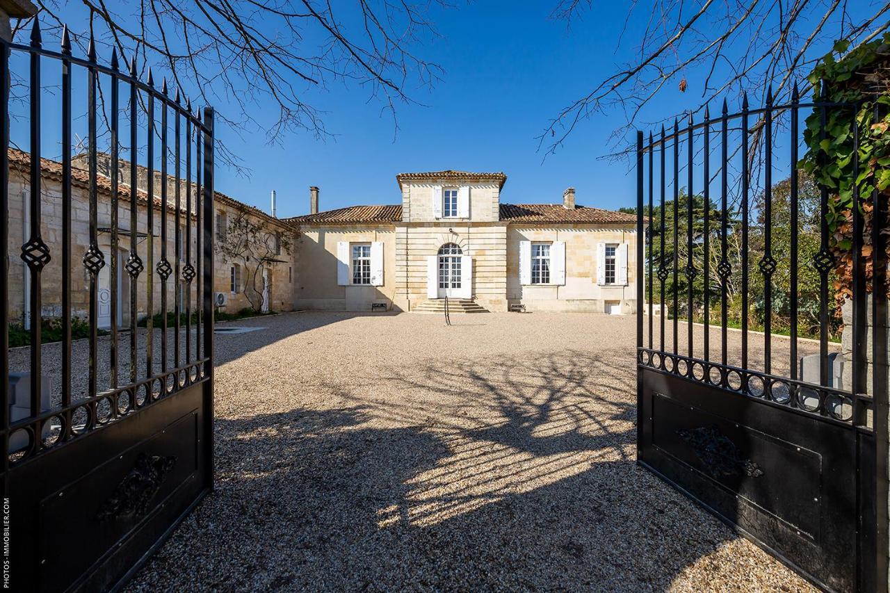 Hotel Domaine Du Chauvet Sainte-Eulalie  Esterno foto
