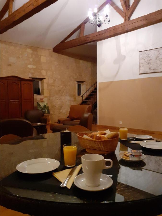 Hotel Domaine Du Chauvet Sainte-Eulalie  Esterno foto