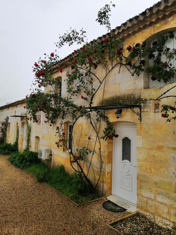 Hotel Domaine Du Chauvet Sainte-Eulalie  Esterno foto